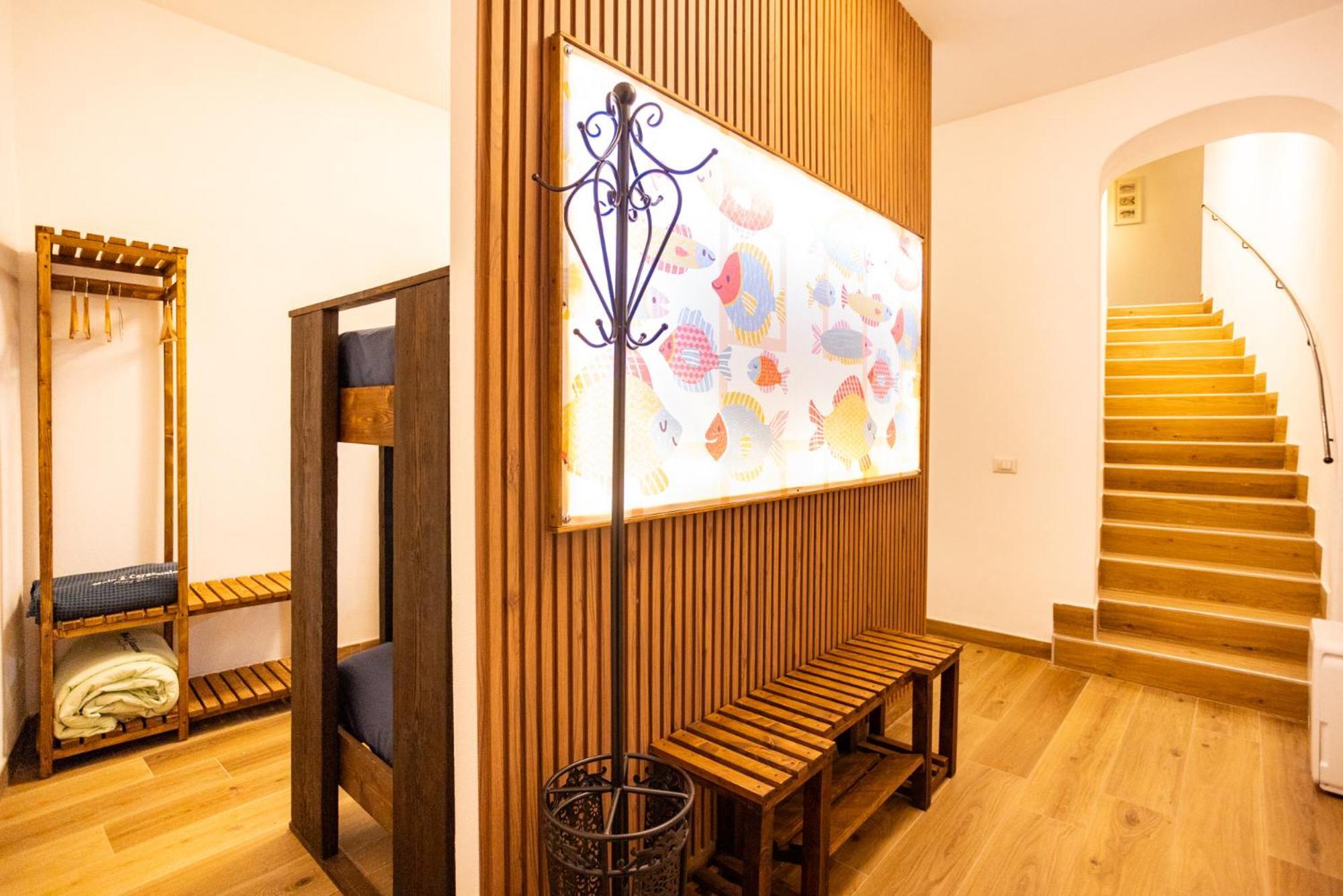 Molo Caracciolo Apartment Napoli Bagian luar foto